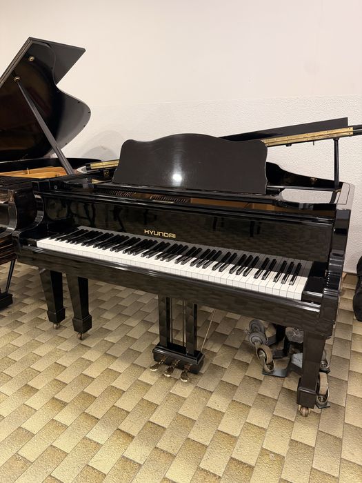 Piano de Cauda Hyundai G82