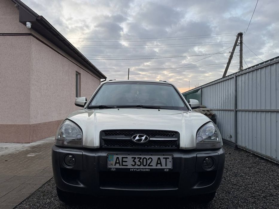 Продам Hundai Tucson, 2.0л 2008г