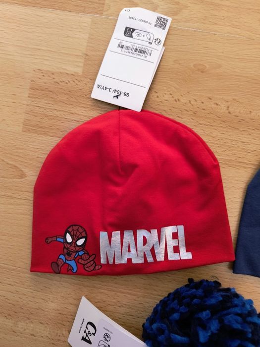 Czapki C&A 98/104 zimowa wiosenne NOWE!