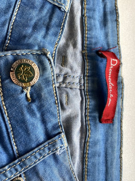 Жіночі джинсові шорти