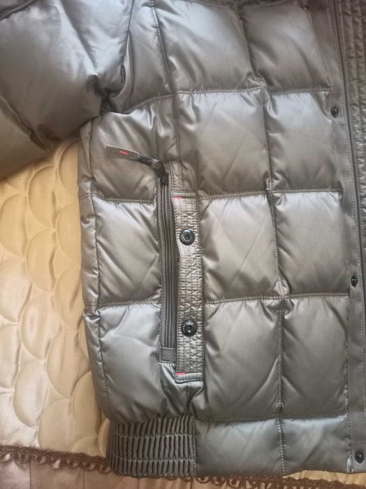 Зимова куртка, пуховик