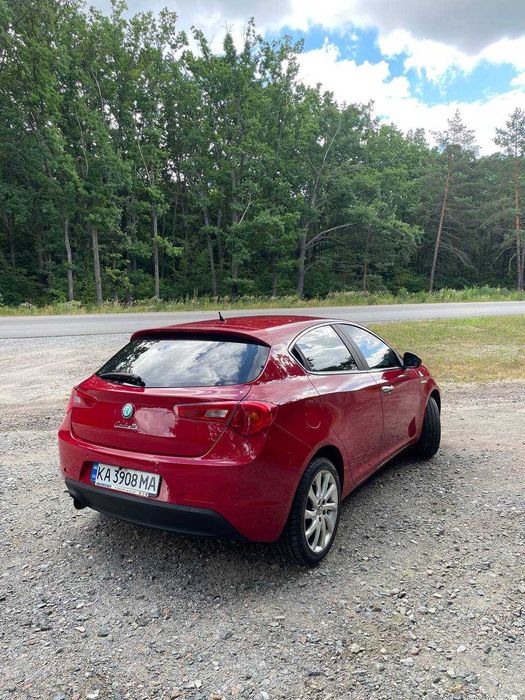 Автомобіль Альфа Ромео Джульєта