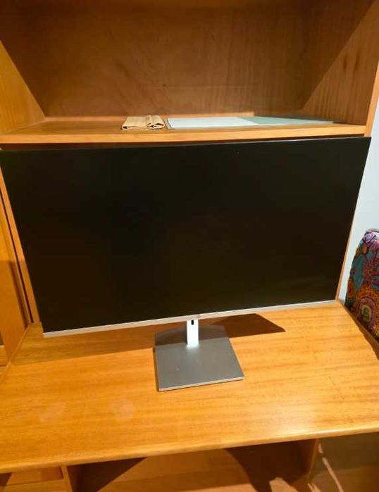 Monitor HP 27 Polegadas (AVARIADO)