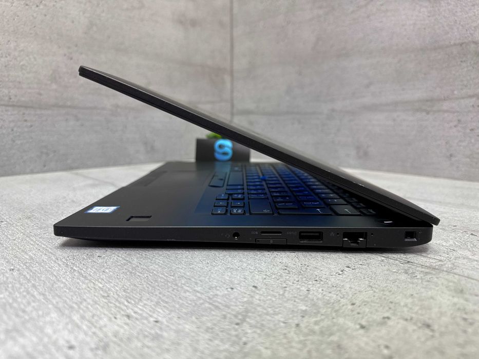 Мультимедійний ноутбук Dell 7490/i5-8250u/256gb ssd/8gb ddr4