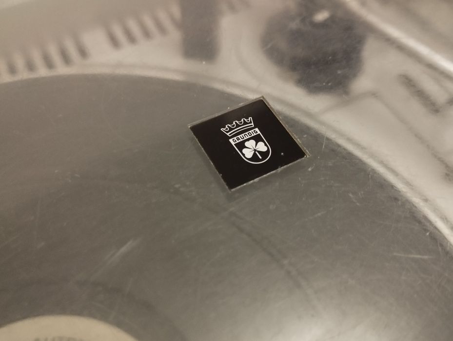 Gira-discos Grundig Studio RPC 50