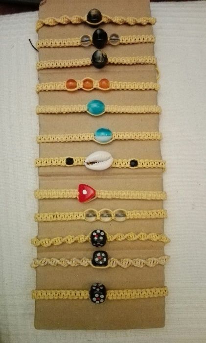Pulseiras em Macramé