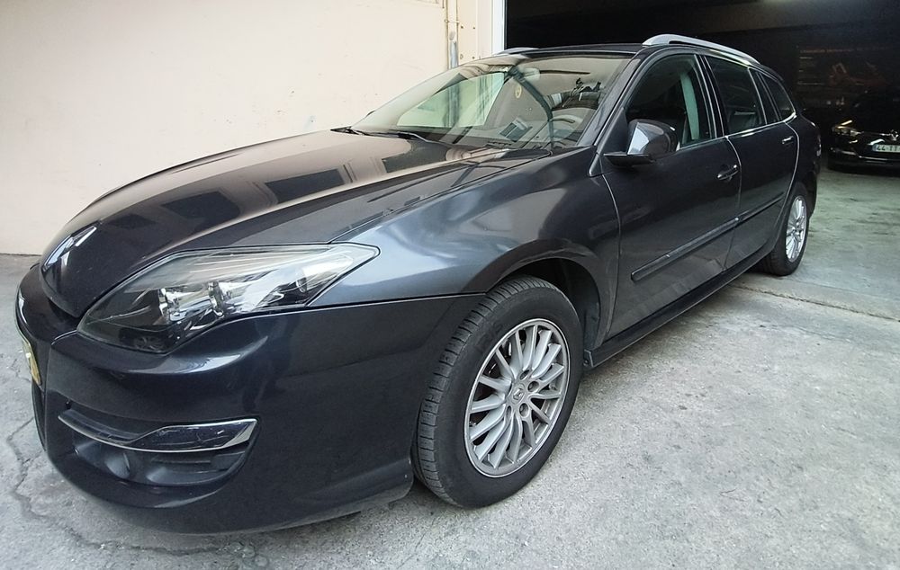 Renault Laguna Break 1.5dci Luxe Previlege ano 2011