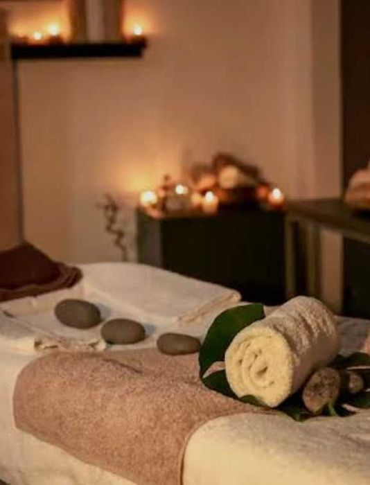 Massagens terapêuticas / fisioterapia/ recuperação muscular