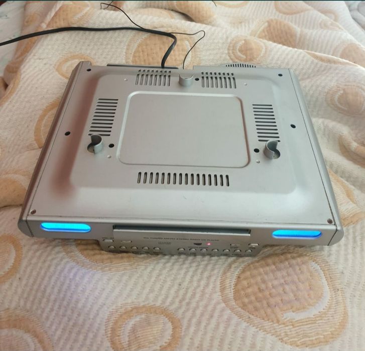 Aparelhagem com Lanterna Rádio mas o CD deixou tocar so roda