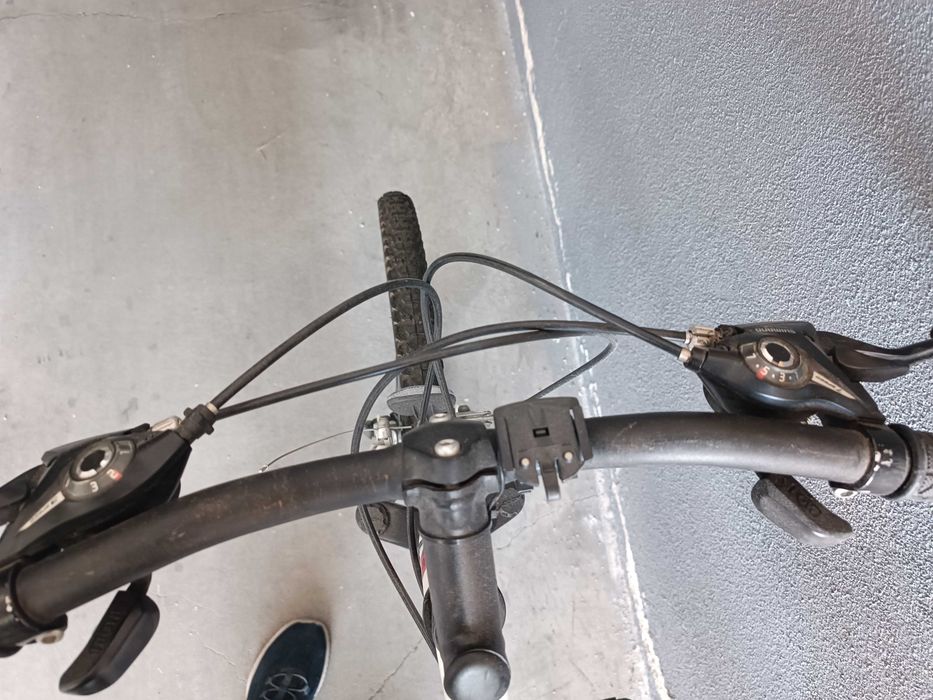 Bicicleta BTT Branca