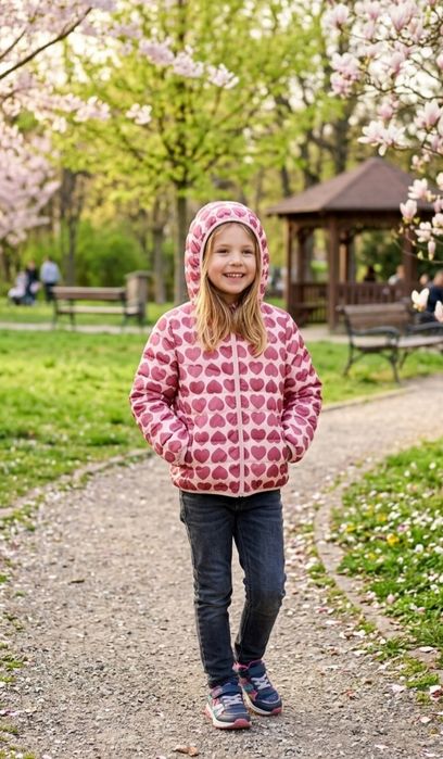 Весняна куртка на дівчинку 7-8 р 122-128