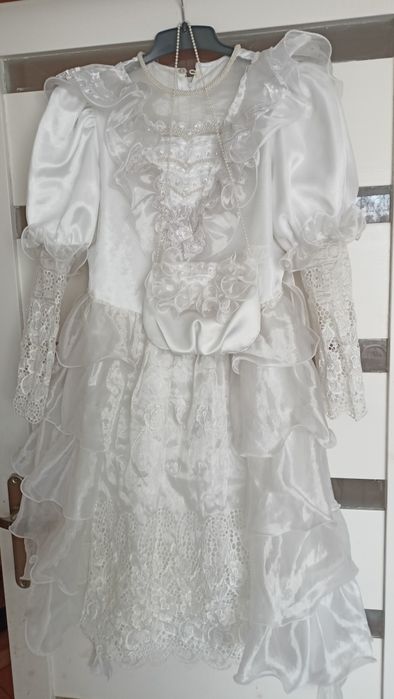 Suknia komunijna z lat 90 plus dodatki