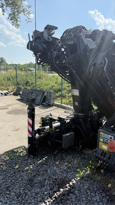 Fassi 215 кран маніпулятор