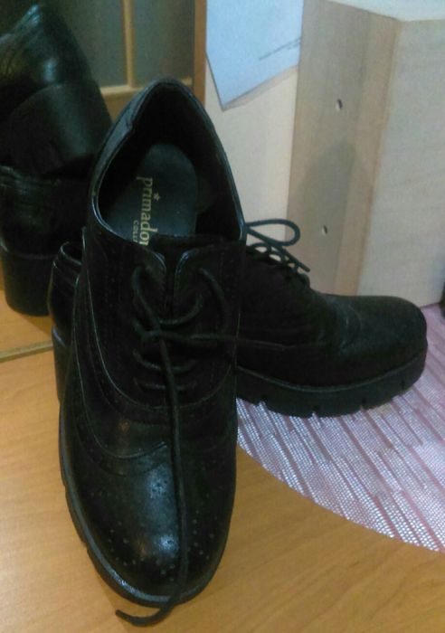 Buty damskie    .