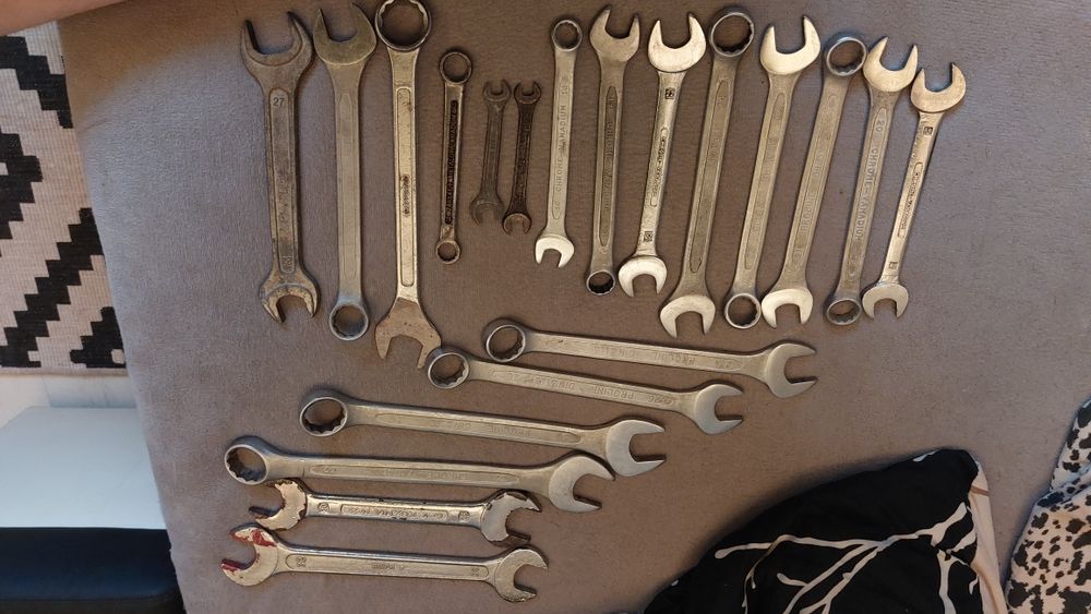 Zestaw kluczy płaskich i oczkowych -dobra cena-