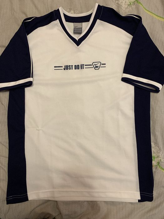 Чоловіча футболка NIKE