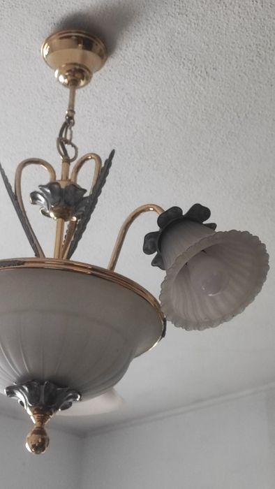 Candeeiro de teto (quarto)