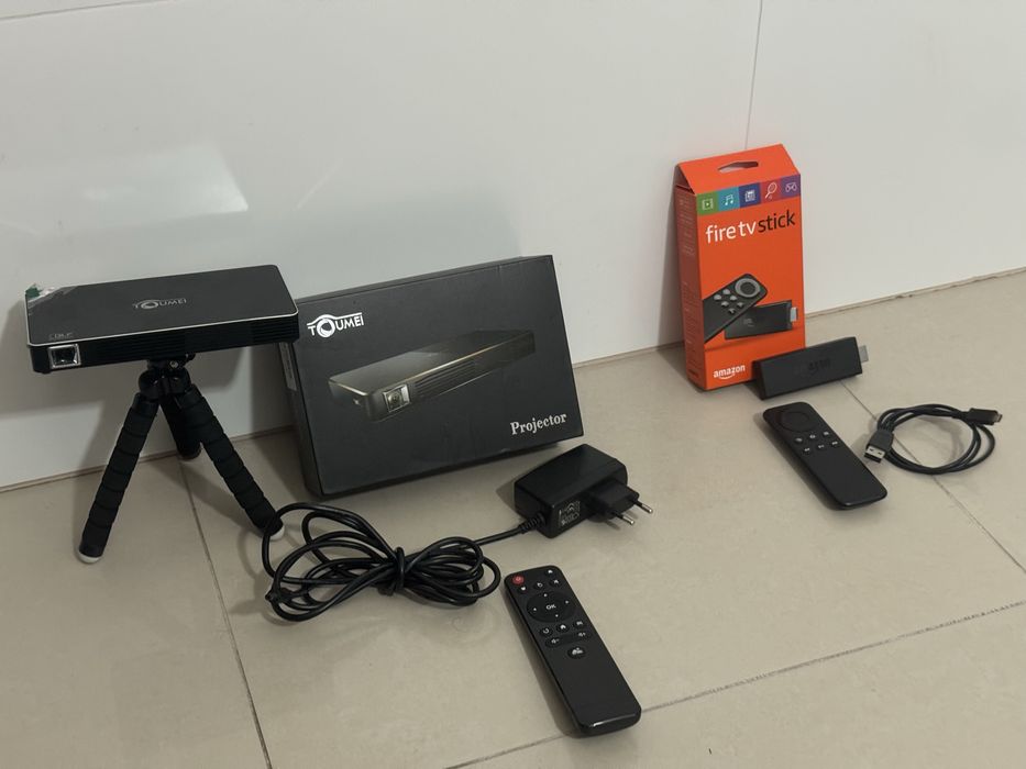 Projetor a bateria + fire tv stick amazon