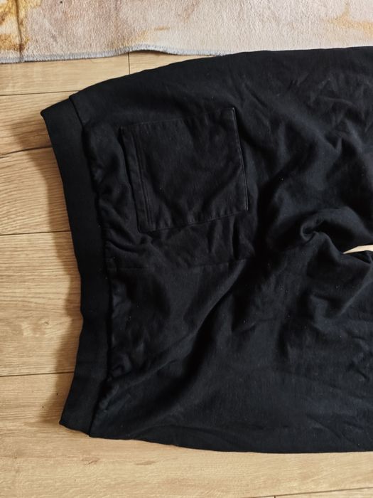 Joggersy Intimissimi Uomo x Chicago Bulls | Czarne z lampasami