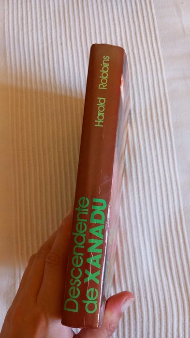 Livro Descendente de Xanadu - Harold Robbins