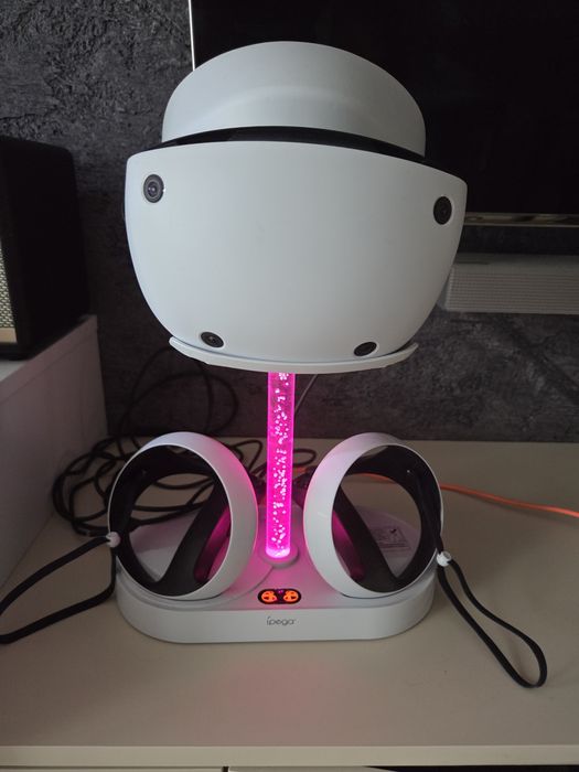 Playstation VR2 ze stojakiem idealne,  polecam!