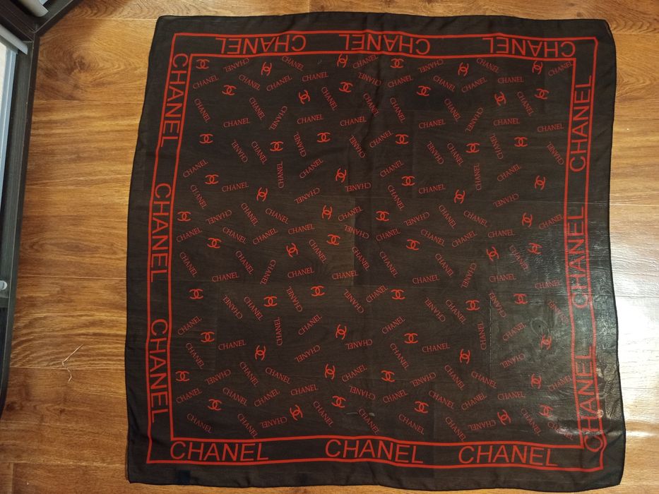 Стильный платок,шарф с логотипом Chanel