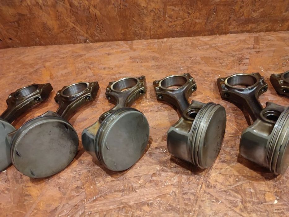 bmw e46 / e39 / e53 / e60 / e65 / e66 / e83 / e85 / z3 oryginalne tło
