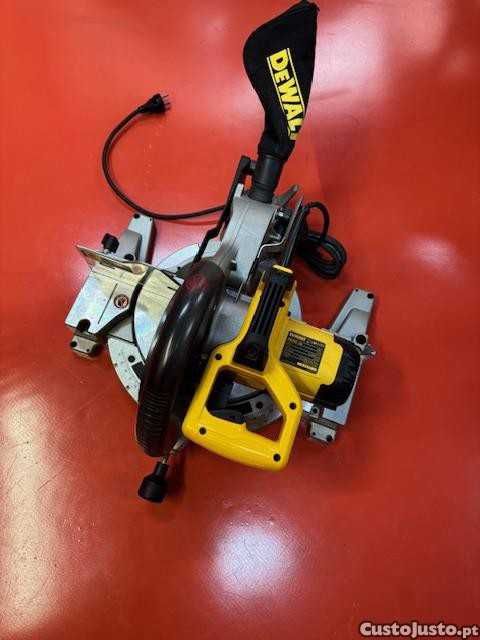 Serra de Esquadria Dewalt DW703-QS