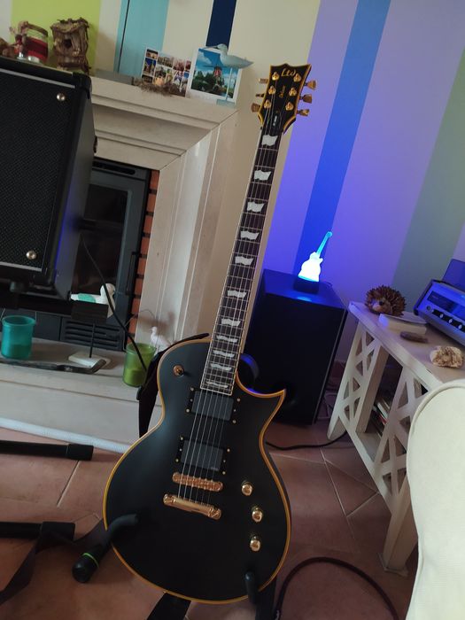 LTD ESP 1000 Deluxe EMG Pickups excelente estado