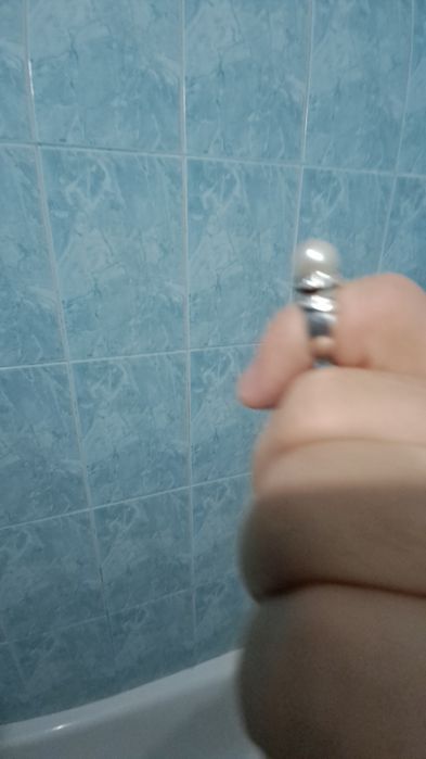 Жіноча срібляна каблучка.