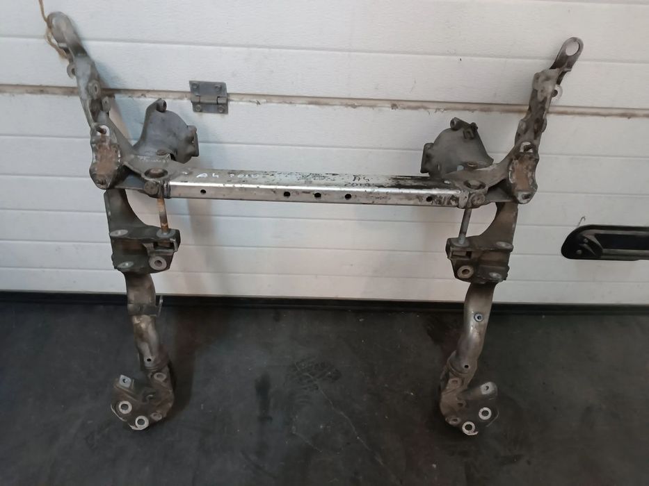 CHARRIOT AUDI A4 B8 08-11 8T0399315H