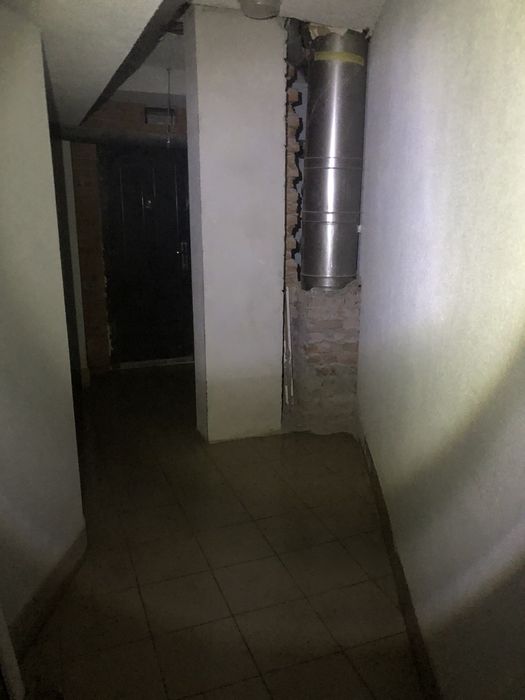 Кладовка-підвал.