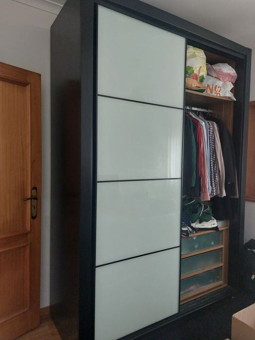 Roupeiro Quarto como novo