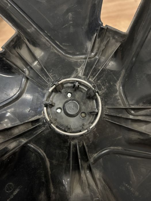 Tampão Jante Tesla Model 3