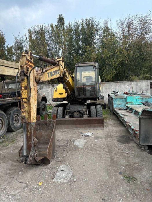 Экскаватор ТВЕКС ЕК-8-30