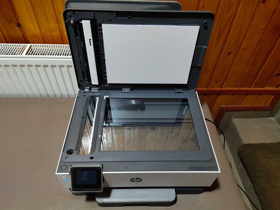 Прінтер-сканер-ксерокс HP OfficeJet Pro 8020All-in-One в новому стані!