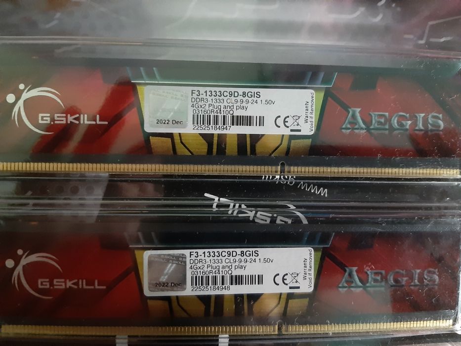 Оперативная память G.Skill 8Gb (2*4Gb) DDR3 1333 MHz (F3-1333C9D-8GIS)