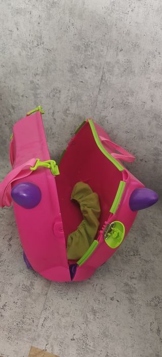 Walizka Trunki Różowa