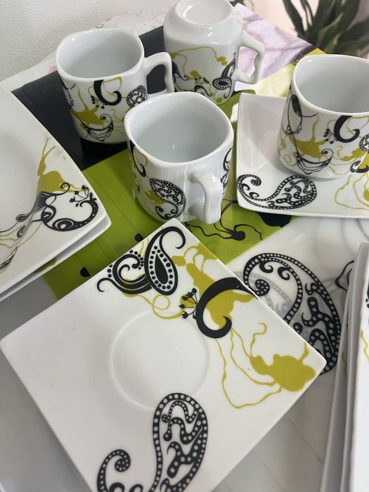 Conjunto de mesa Completo Novo