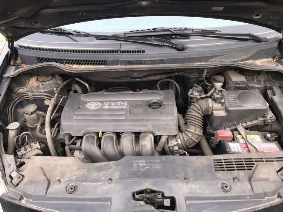 Toyota Corolla Verso 1.8 VVT-i 2005   - Para Peças