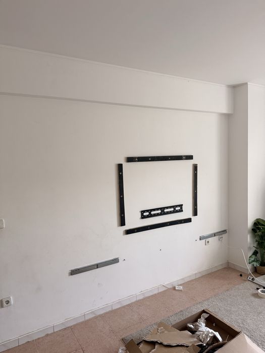 Reparações e montagem de moveis.