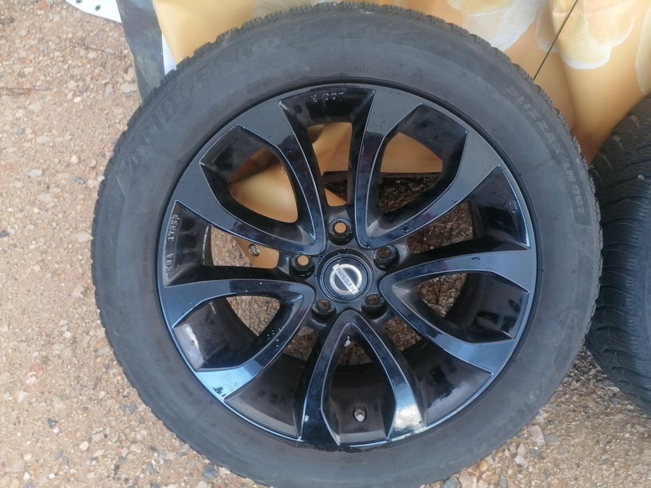 Jantes+ pneus furacão 5/114