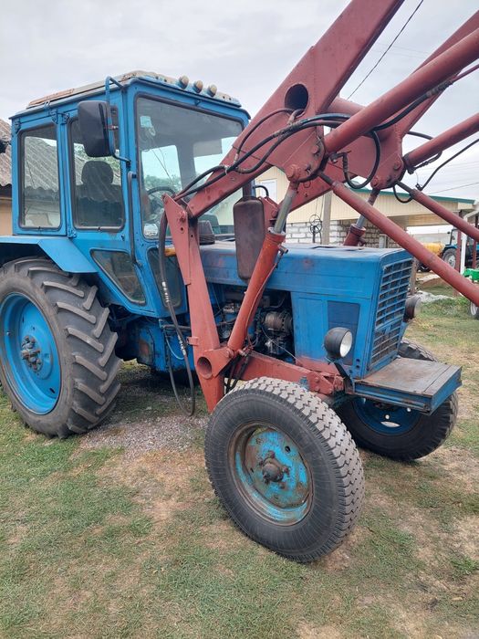 Продам трактор мтз 80 з стогометом