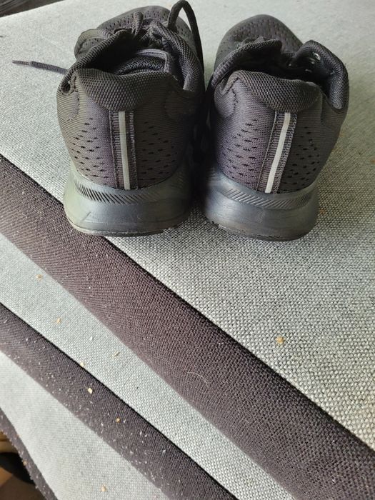 Buty  chłopięce rozmiar 37 używane