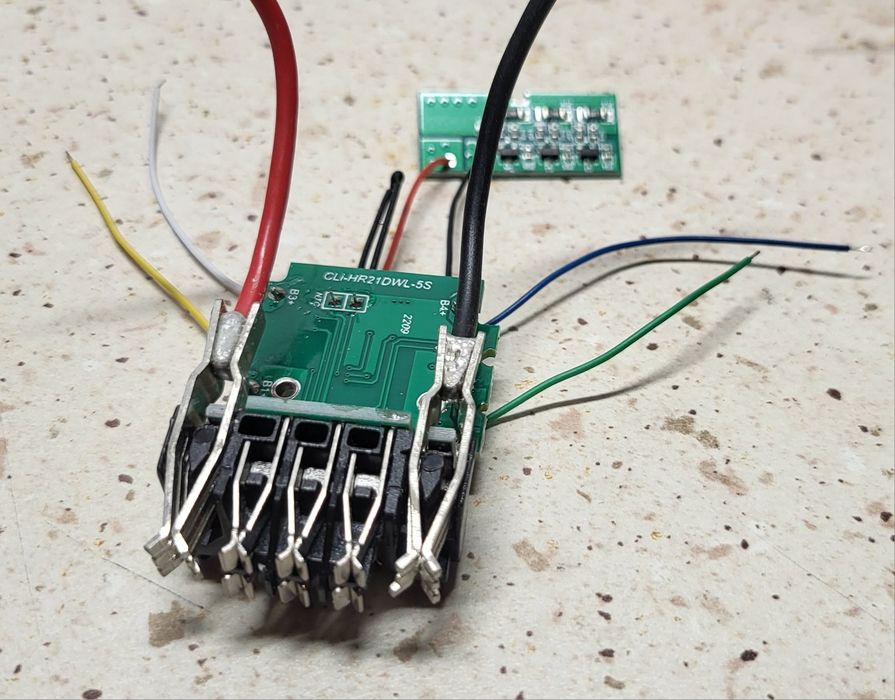 PCB Dewalt DCB200 20v li-ion 18650 bms 21700