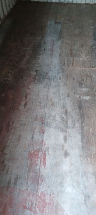 Contentores usados e novos
20" e 40" pés (6 e 12metros)

100% estanque