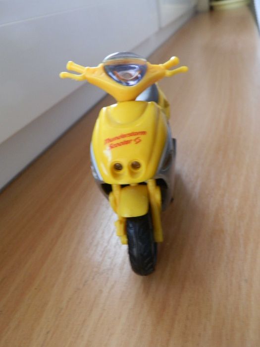 Thunderstorm Scooter model Welly