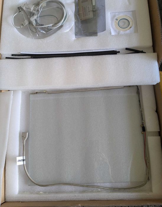 17" Touchscreen ультразвуковой 6мм COM port