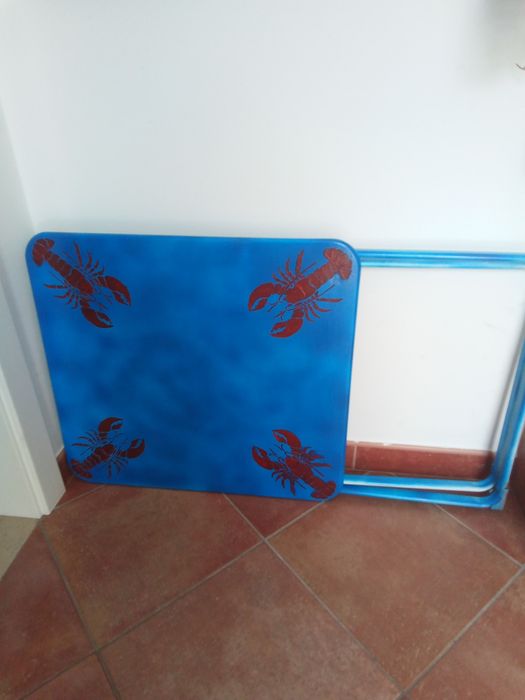 Mesa desdobrável lagosta