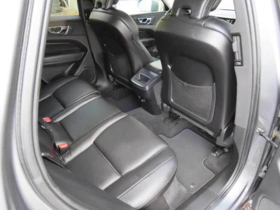 Volvo XC60      2019